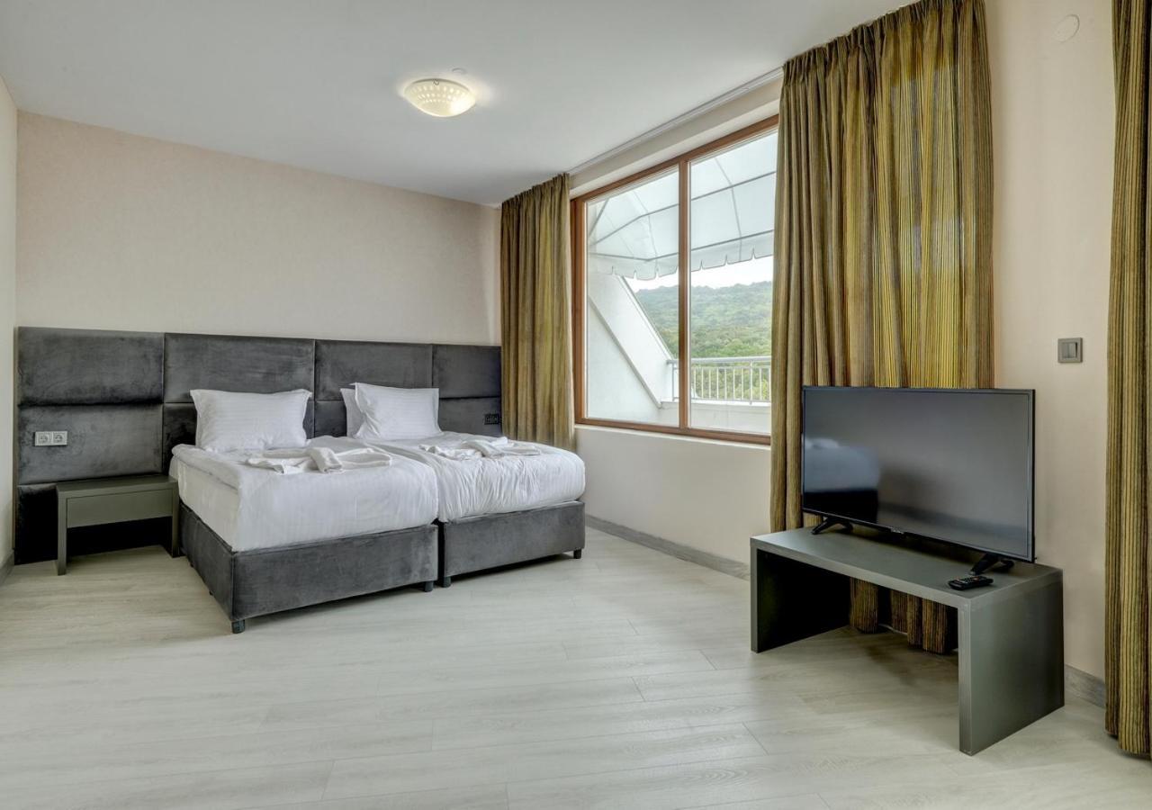 Continental Apartments ゴールデンサンド エクステリア 写真